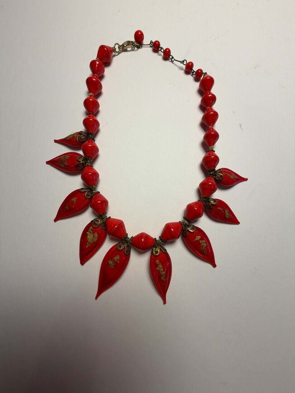 Vintage Red Thermoset and Gold Tone Metal Statement‎ Necklace
